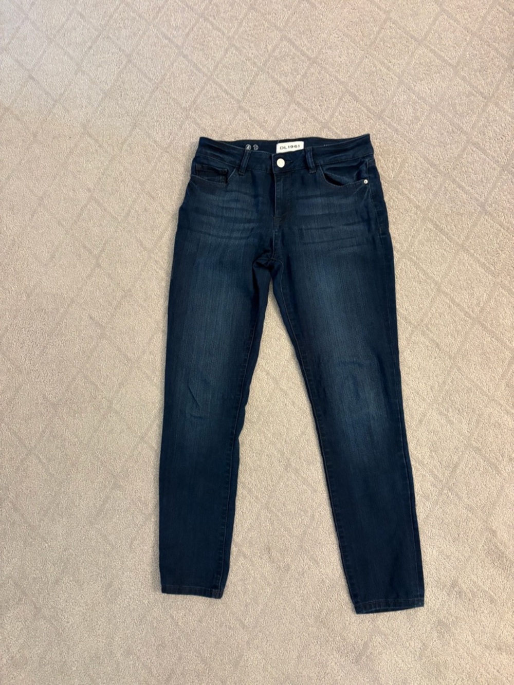 DL1961 Margaux Moscow Ankle Skinny Jean